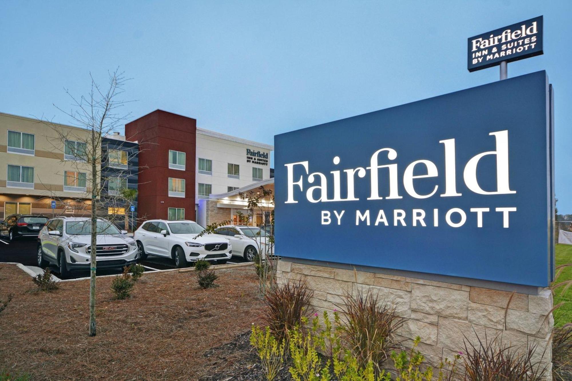 Fairfield Inn & Suites By Marriott Savannah Sw/Richmond Hill Exterior photo